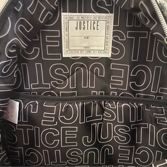 Justice Glitter Color Changing Backpack.
NWT - Picture 3 of 5